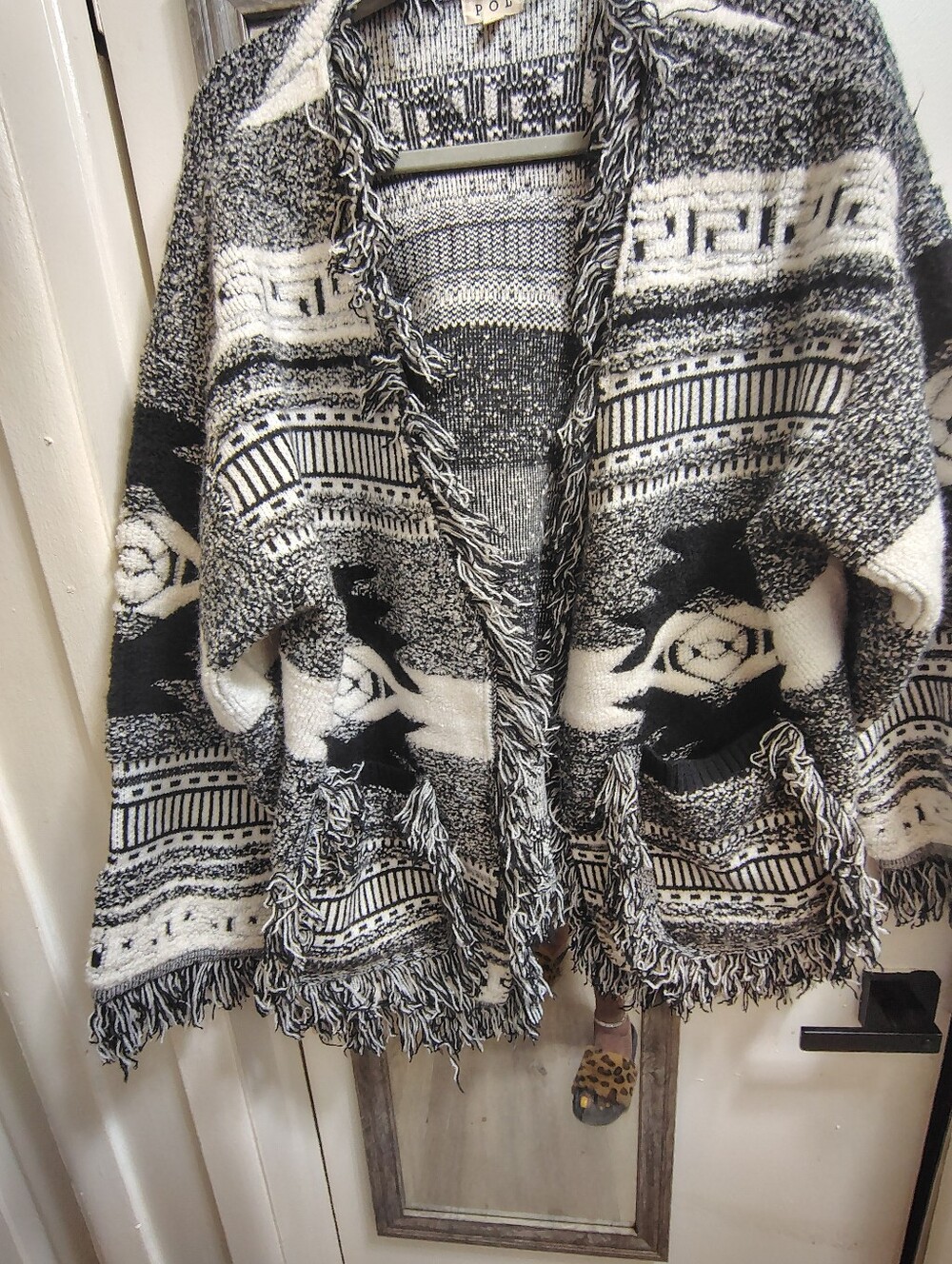 POL Black and White Aztec-Pattern Knit Cardigan with Fringe